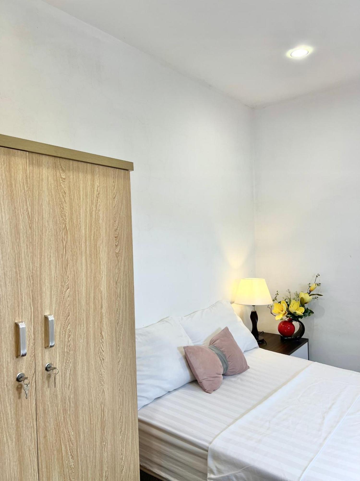 Ivy Hotel & Apartment - Stay 24H Hanoi Rum bild